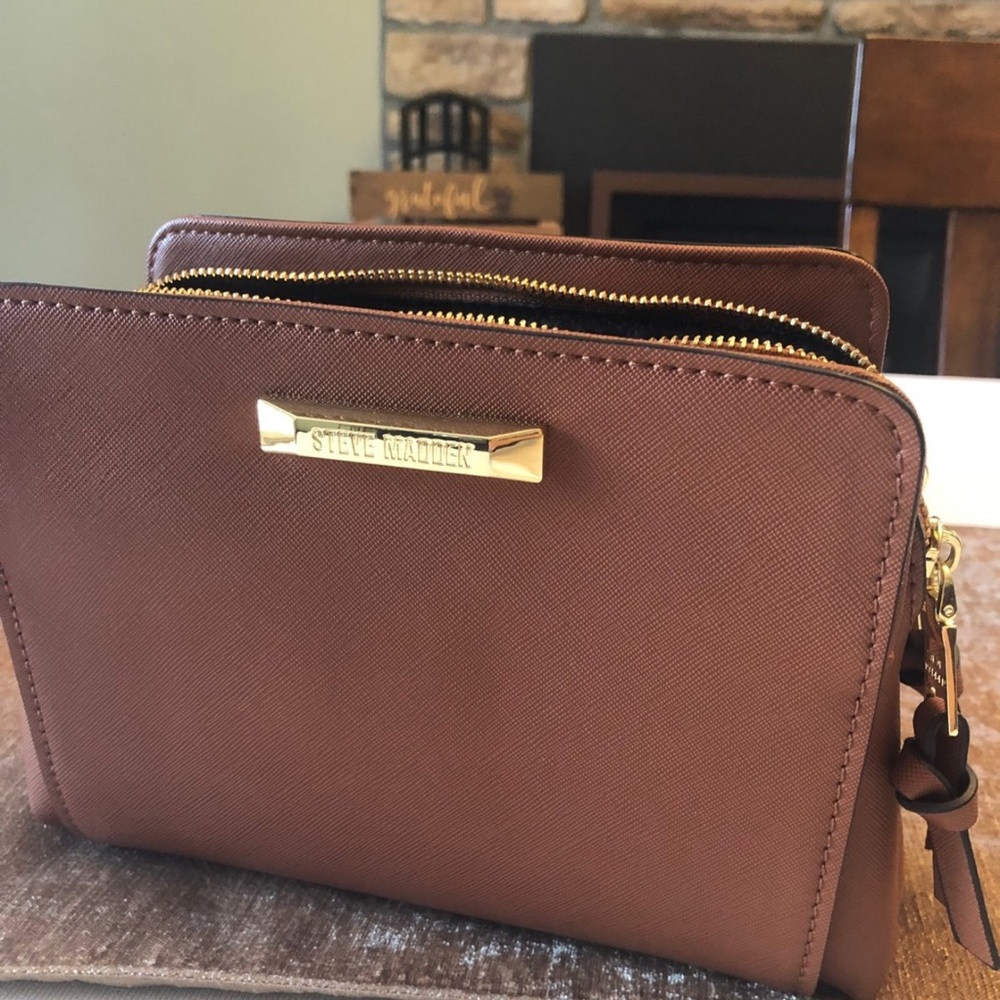 Steve Madden Blannis Crossbody bag